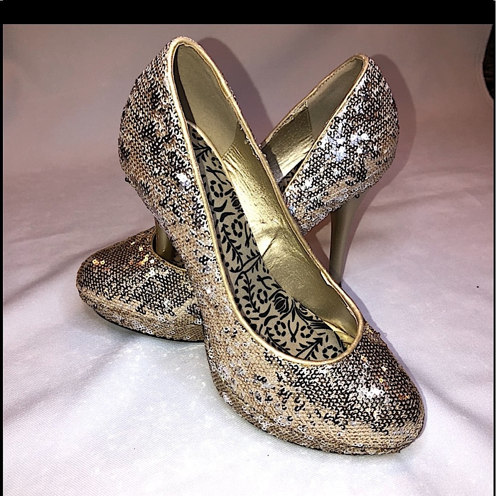 STILETTO HI HEEL SHOES 5”SPIKE CHAMPAGNE GOLD SILVER SEQUINS WORN ONCE 7 1/2 - Picture 3 of 11